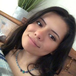 Meet your Posher, Sariah